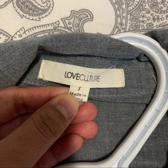 3 for $15 Love Culture Grey Top - Picture 7 of 8